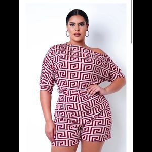 Plus Size Geometric Romper With Tie Belt